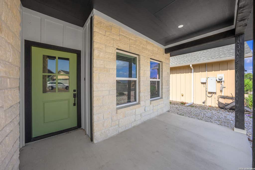 Photo of 1012 Creswell Ln, Kerrville, TX 78028 (MLS # 2009088)