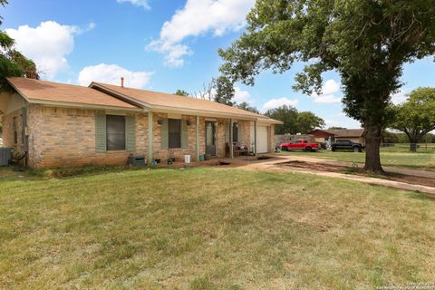 A home in Poteet