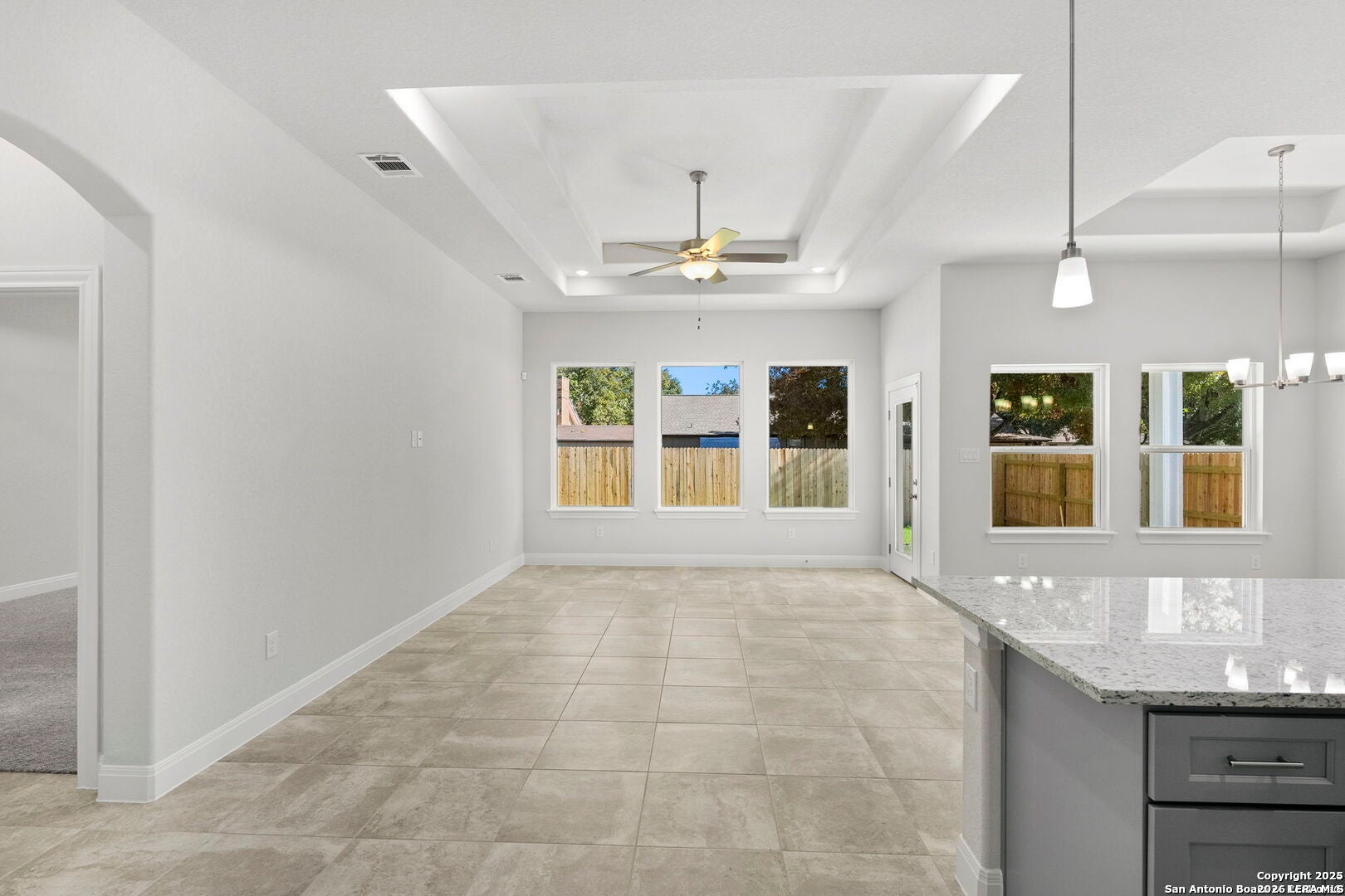 301 Club View E