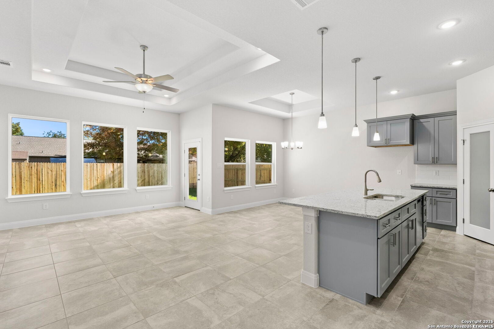 301 Club View E
