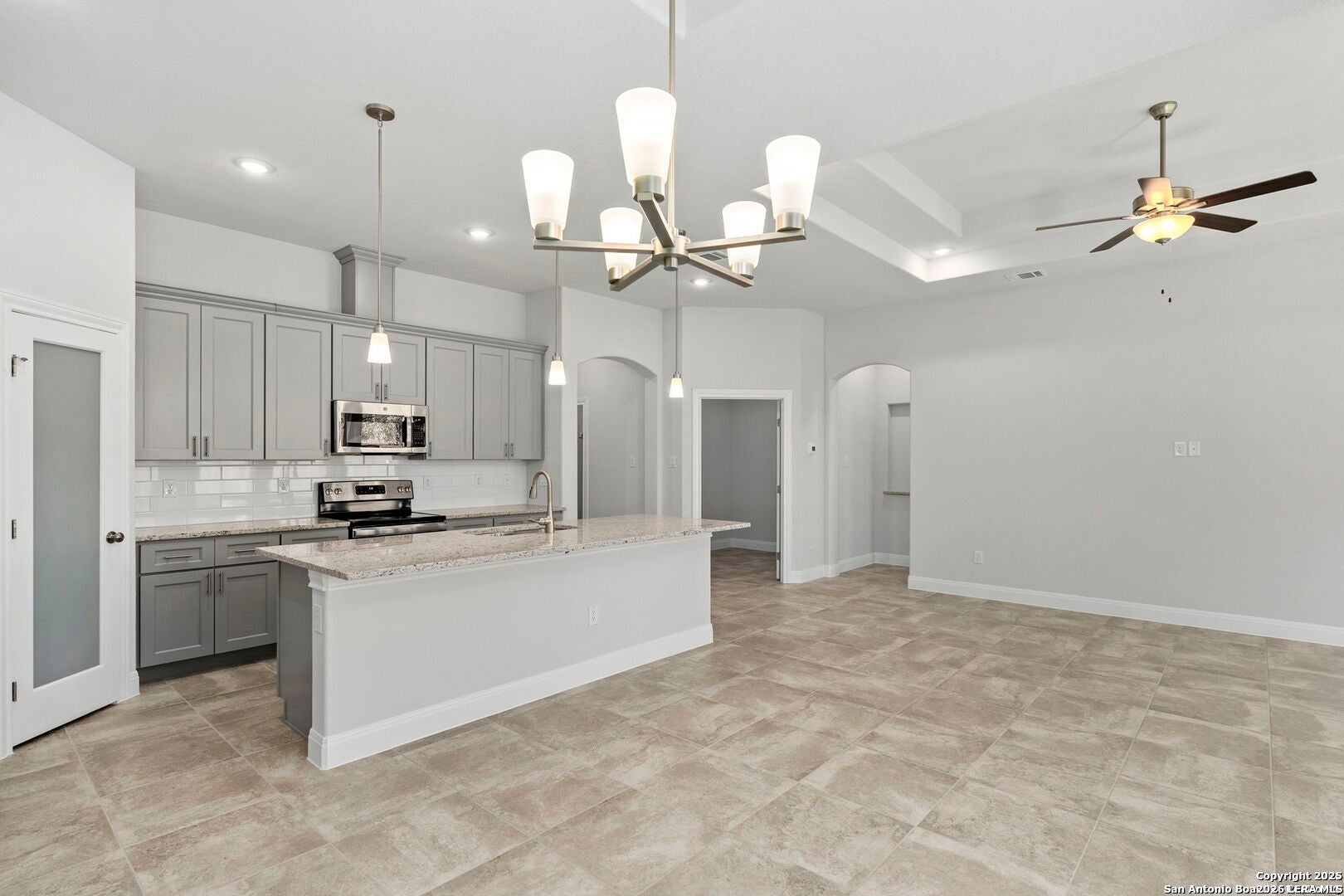 301 Club View E