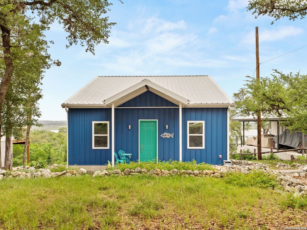 Photo of 2135 Lakeview, Canyon Lake, TX 78133 (MLS # 1951097)