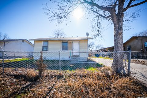 Photo for 3102 Neptune, San Antonio, TX 78226 (MLS # 1940760)