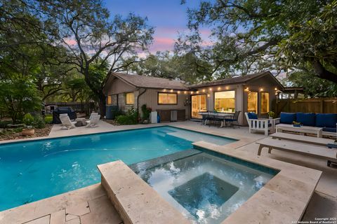 525 Fleetwood Hollywood Park TX 78232