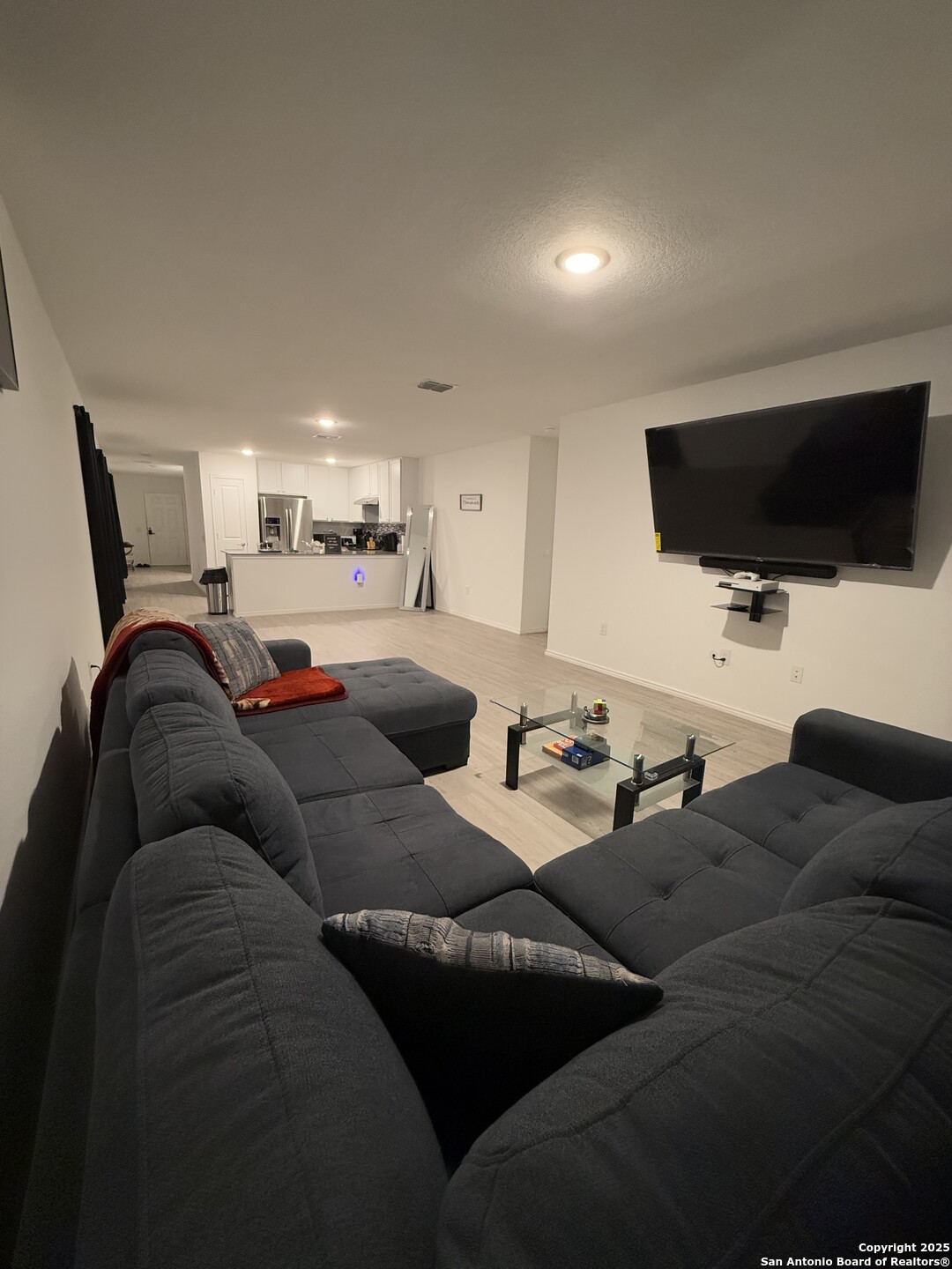 San Antonio, Texas 78221, United States, 3 Bedrooms Bedrooms, ,2 BathroomsBathrooms,Residential,Active,208258