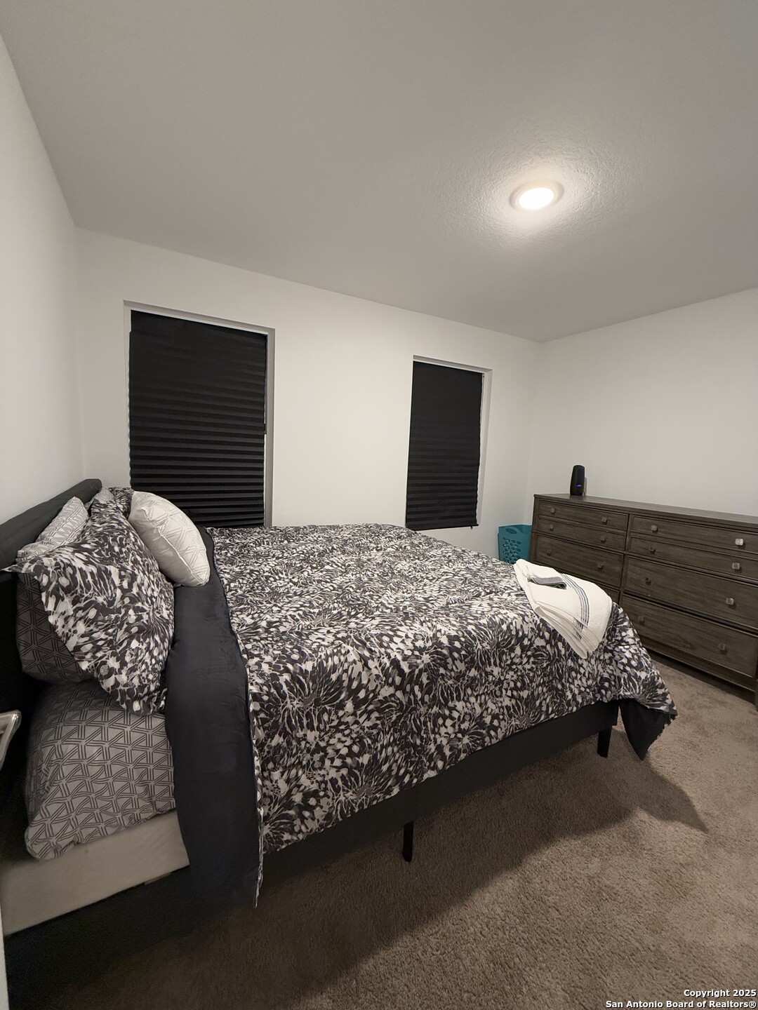 San Antonio, Texas 78221, United States, 3 Bedrooms Bedrooms, ,2 BathroomsBathrooms,Residential,Active,208258