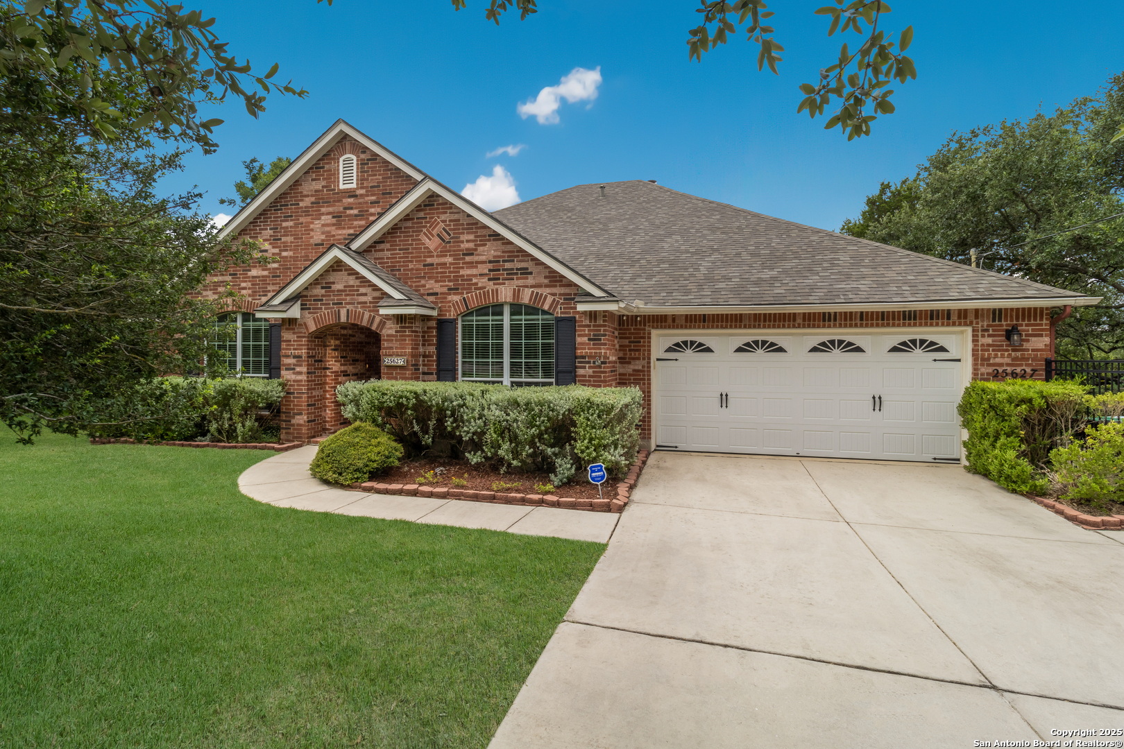 25627 Gladiator Ln