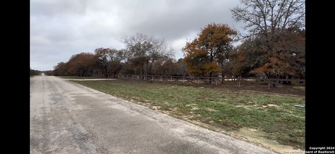 A home in Floresville