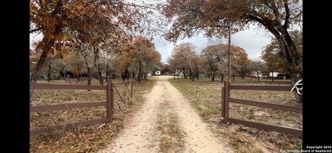 A home in Floresville