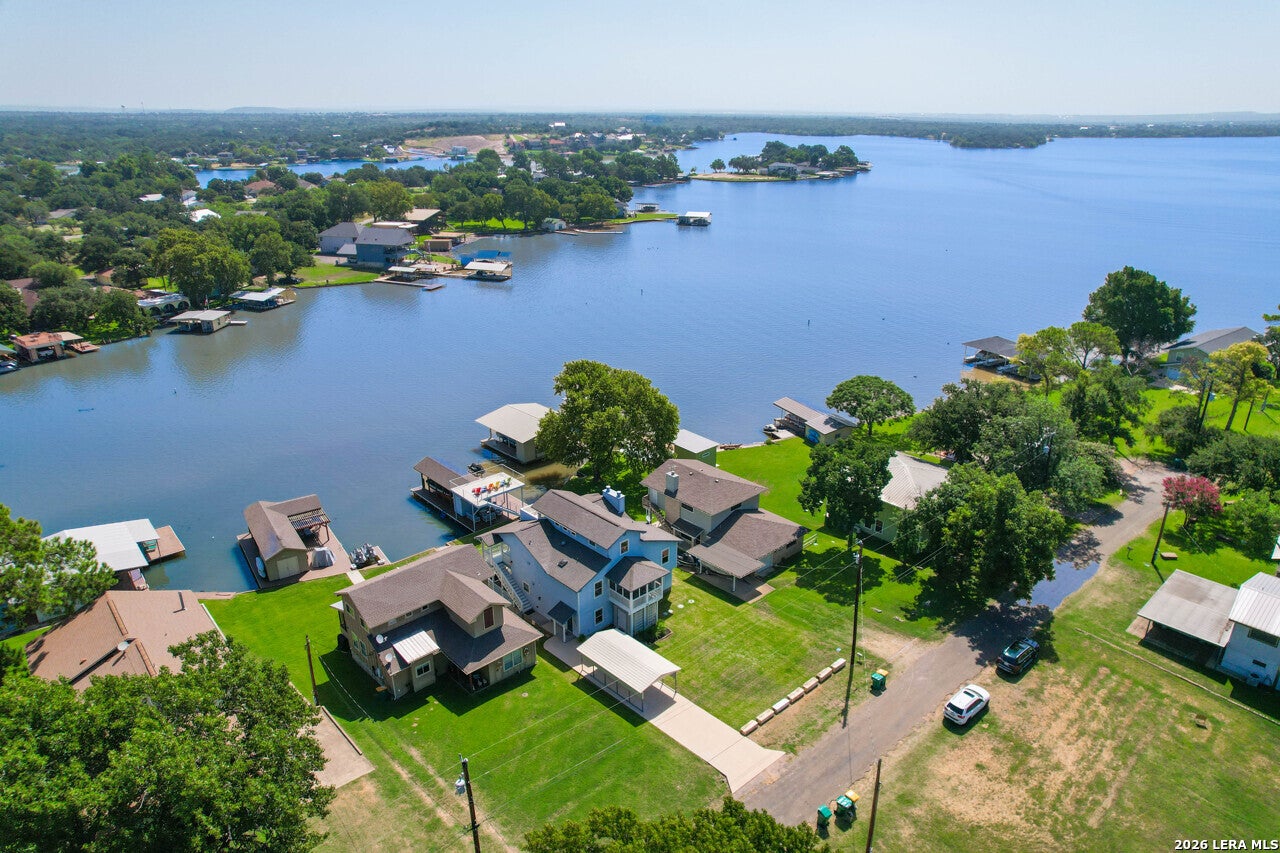 519 CEDARHILL DR