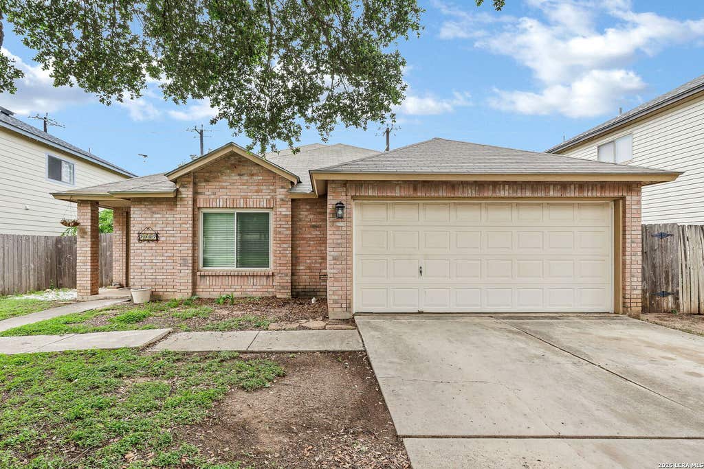 Photo of 7927 HILLTOP CRST, San Antonio, TX 78251 (MLS # 1970912)