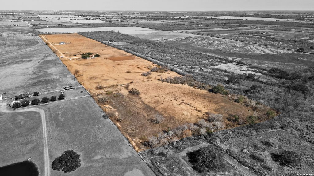 Photo of 561 Barth, Poteet, TX 78065 (MLS # 1938832)