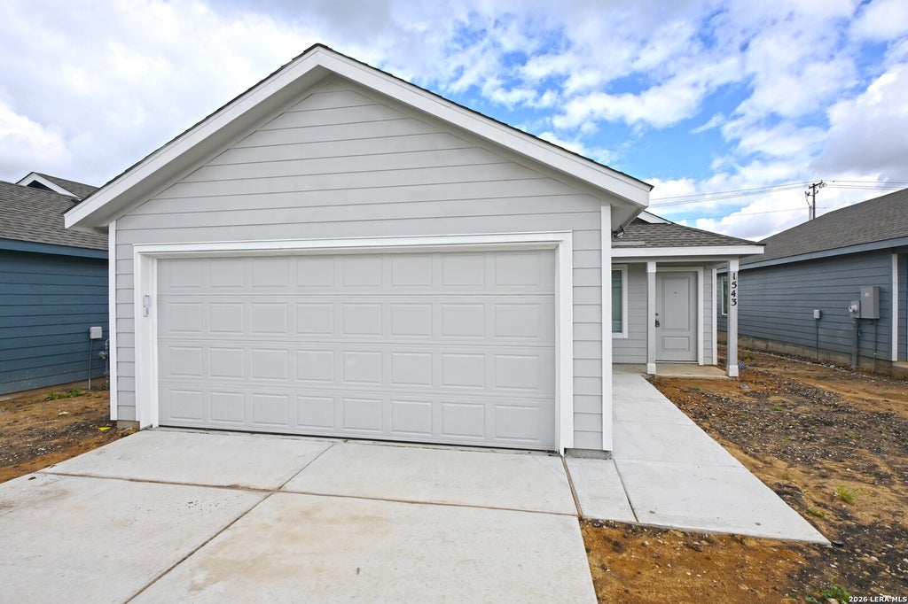 Photo of 1543 SILVER CRK, New Braunfels, TX 78130 (MLS # 1991143)