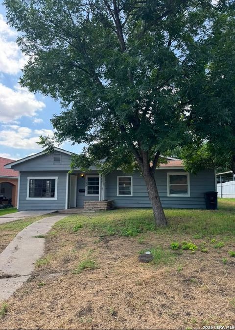 Property photo of 755 Linda Lou Dr, San Antonio, TX 78223