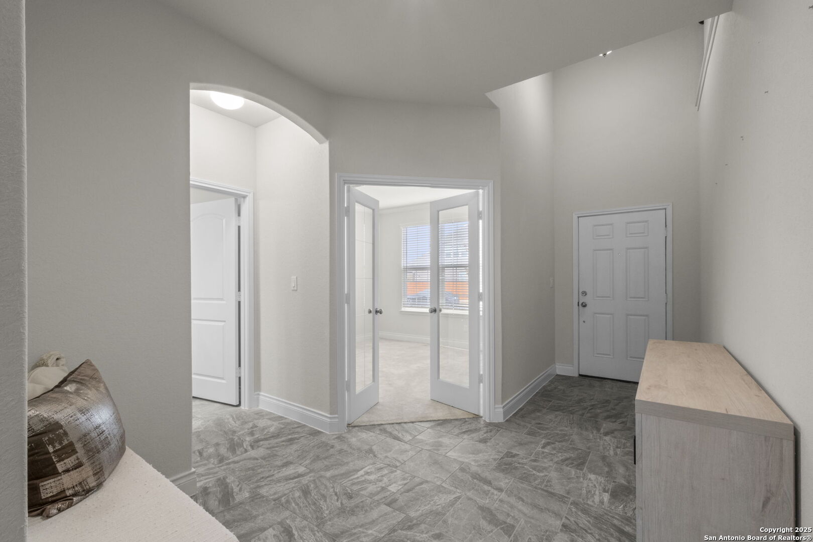 10732 MERRICK RUN