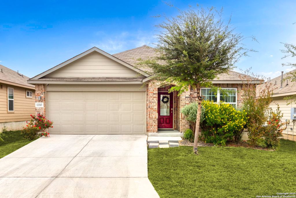 Photo of 13313 wood sedge, San Antonio, TX 78254 (MLS # 1925848)