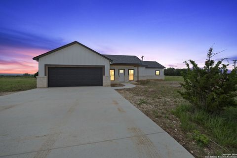 A home in Bandera