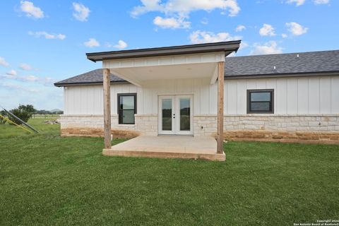 A home in Bandera