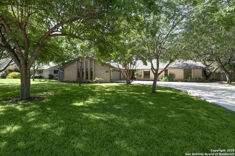 120 Shady Trail Hollywood Park TX 78232