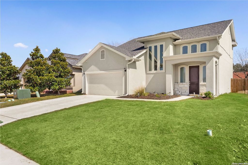 Photo of 257 Club View East, Seguin, TX 78155 (MLS # 1948539)