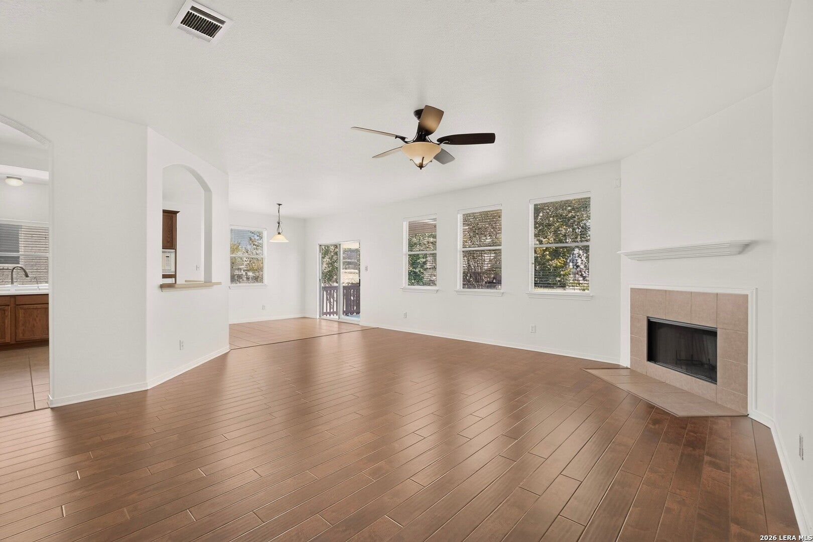 2139 BELVEDERE CT