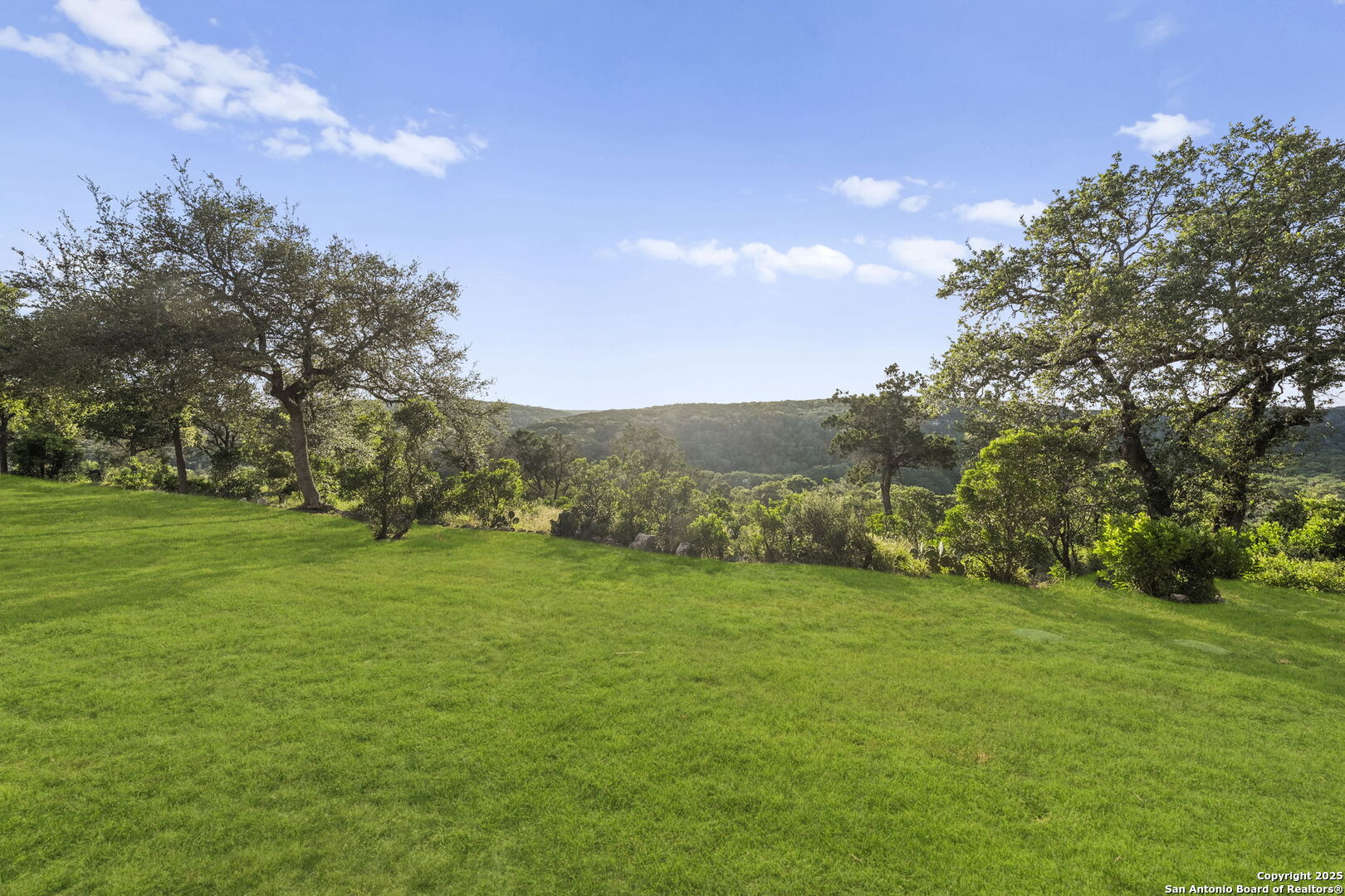 5310 River Oaks