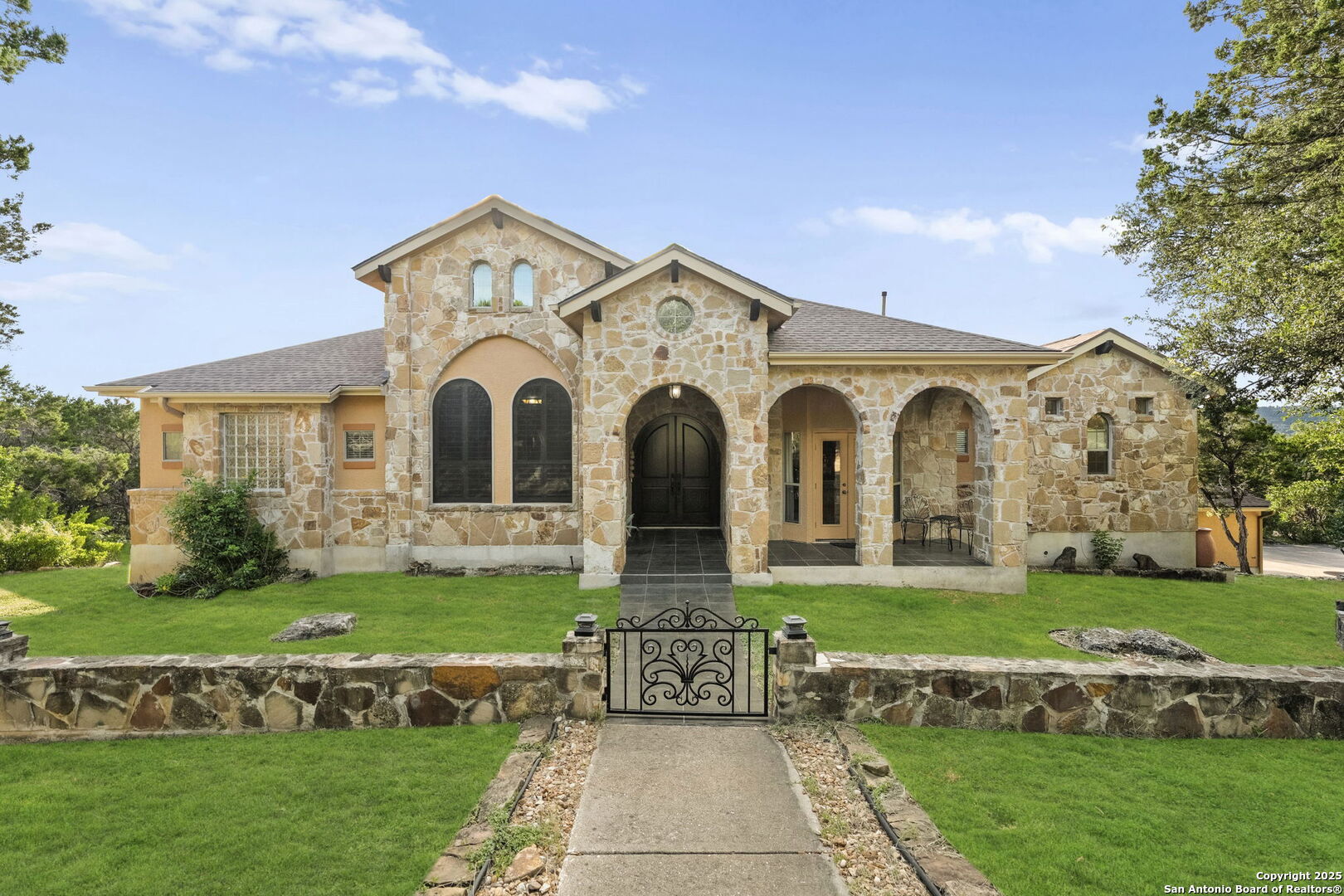 5310 River Oaks