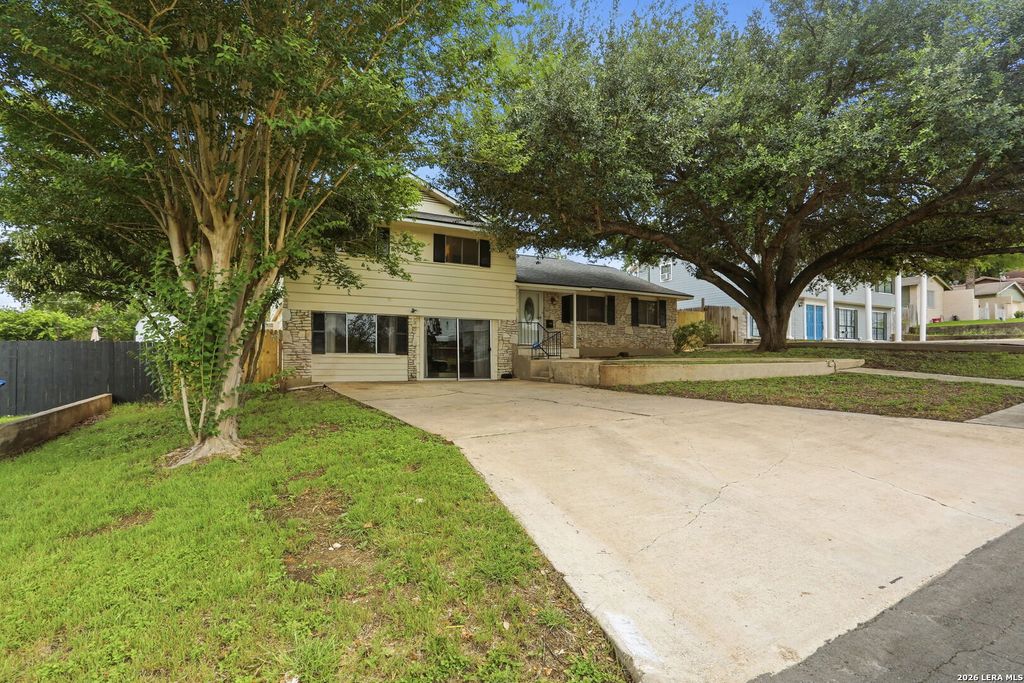 Photo of 3906 KILLARNEY DR, San Antonio, TX 78223 (MLS # 1991231)