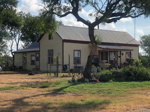 6147 Pfeil Rd Schertz TX 78154