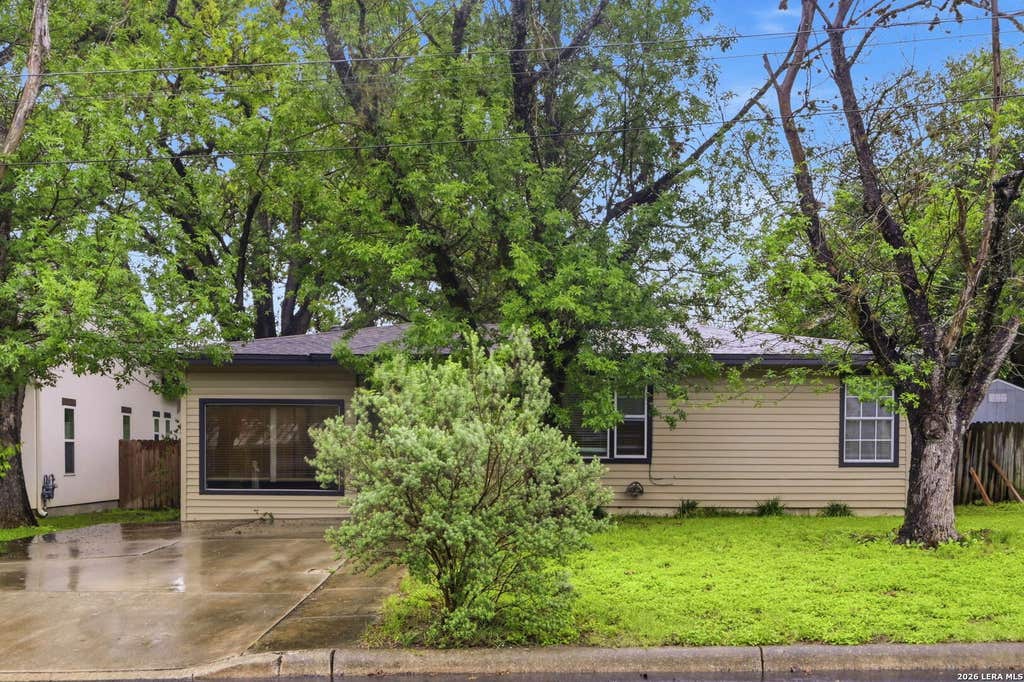 Photo of 129 Phil Wilson, Boerne, TX 78006 (MLS # 1963847)