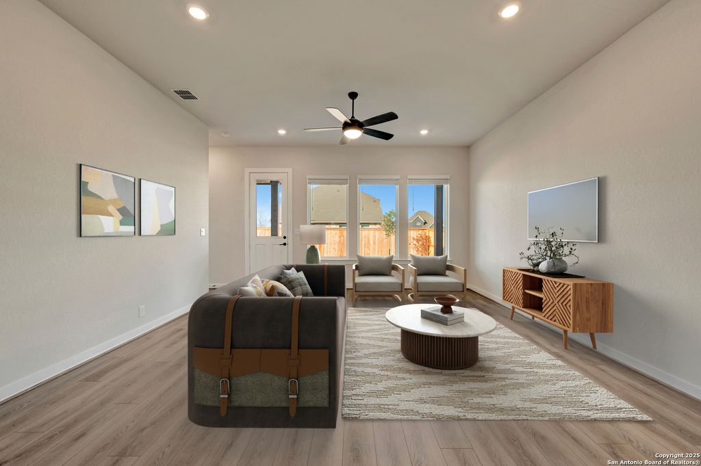 Photo of 126 Trifle, New Braunfels, TX 78130 (MLS # 1918092)