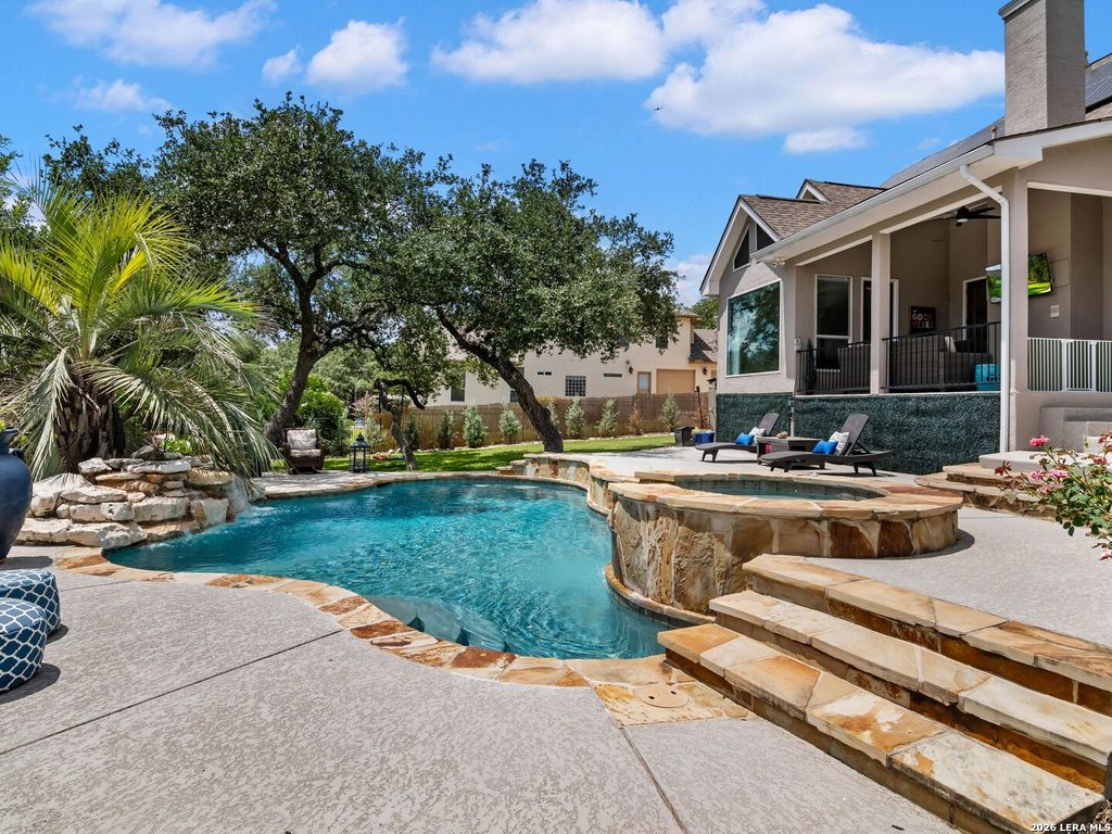 Photo of 922 SPLIT FAIRWAY, San Antonio, TX 78260 (MLS # 1956539)