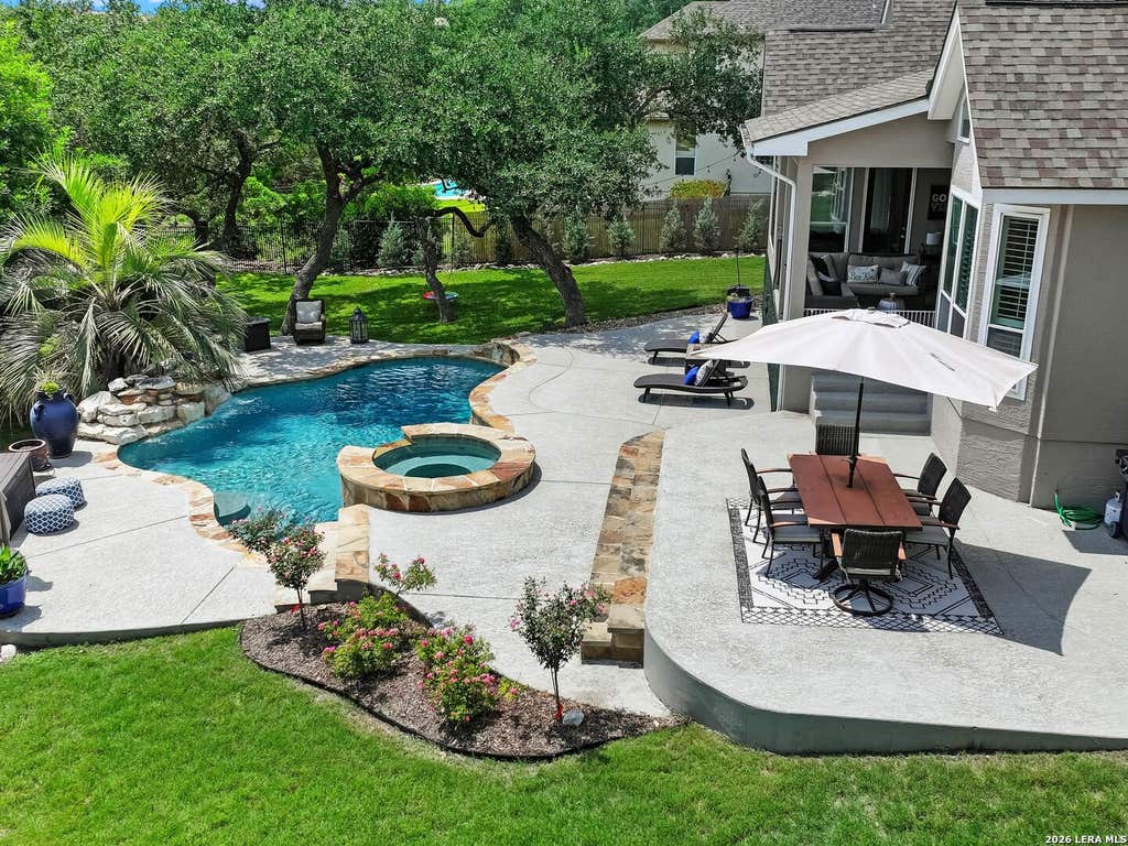 Photo of 922 SPLIT FAIRWAY, San Antonio, TX 78260 (MLS # 1956539)