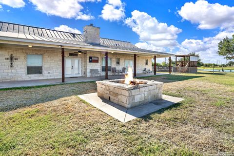 A home in Lytle