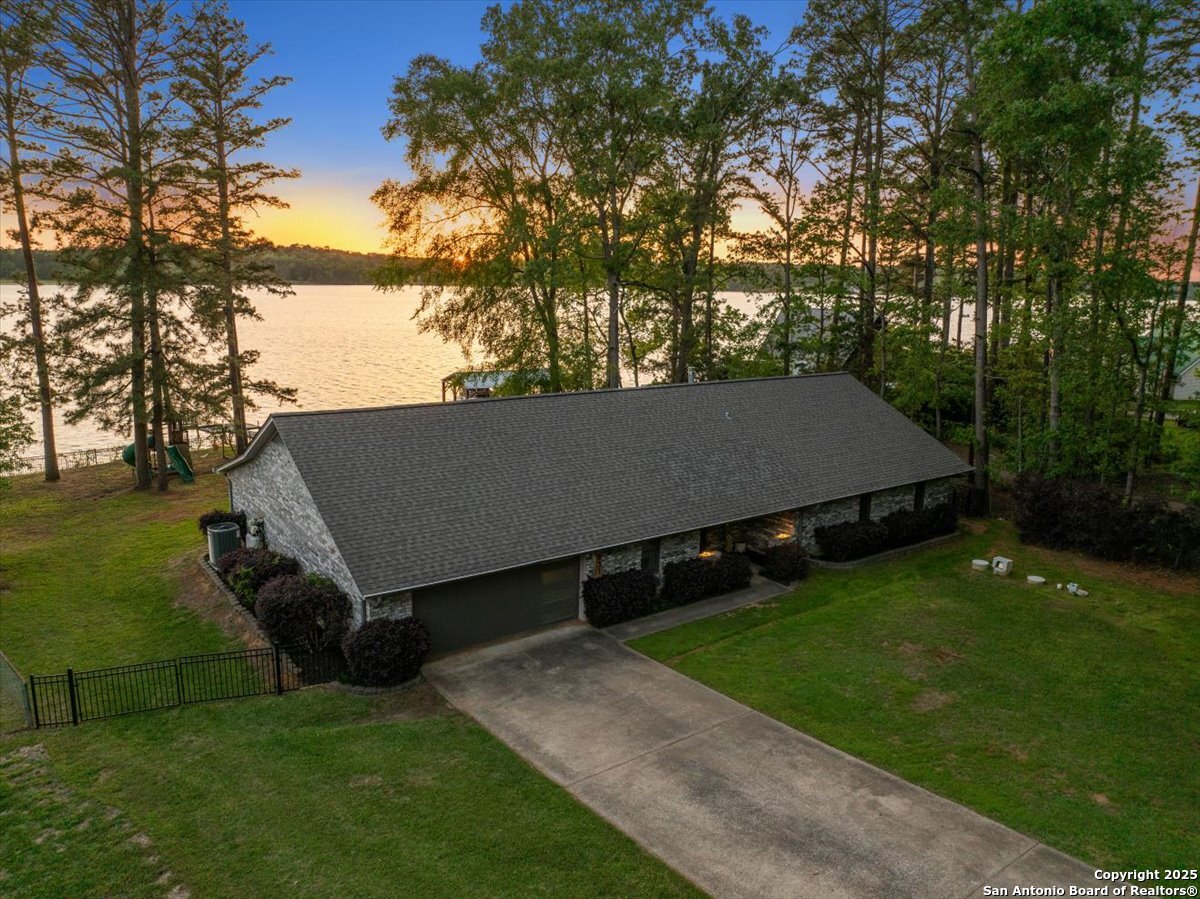 931 County Road