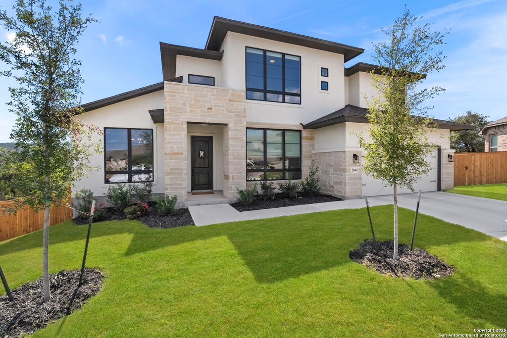 Photo of 28403 Vario Ln, San Antonio, TX 78260 (MLS # 1914153)