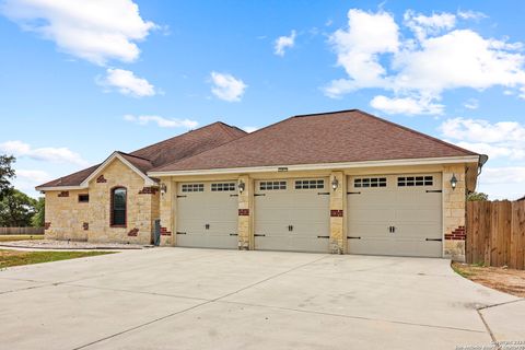 A home in La Vernia