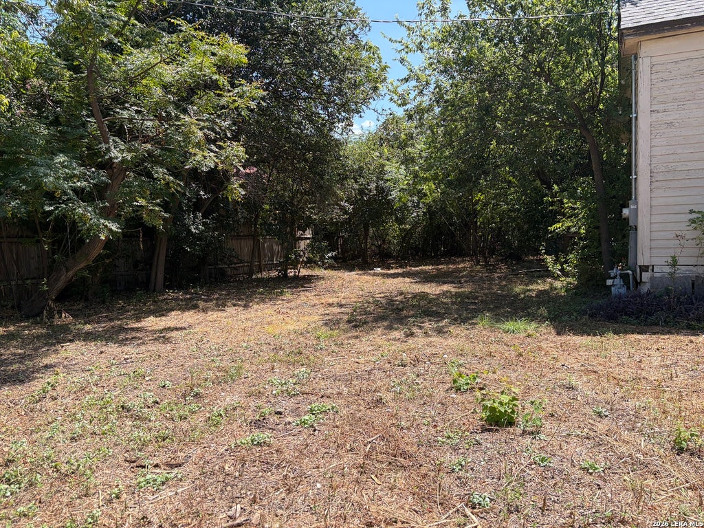 Photo of 1002 NOLAN ST, San Antonio, TX 78202 (MLS # 2013636)