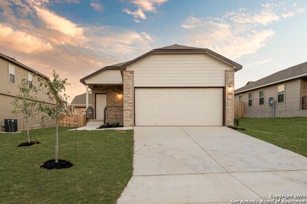 Photo of 2020 Cassiopeia Bend, San Antonio, TX 78245 (MLS # 1862777)