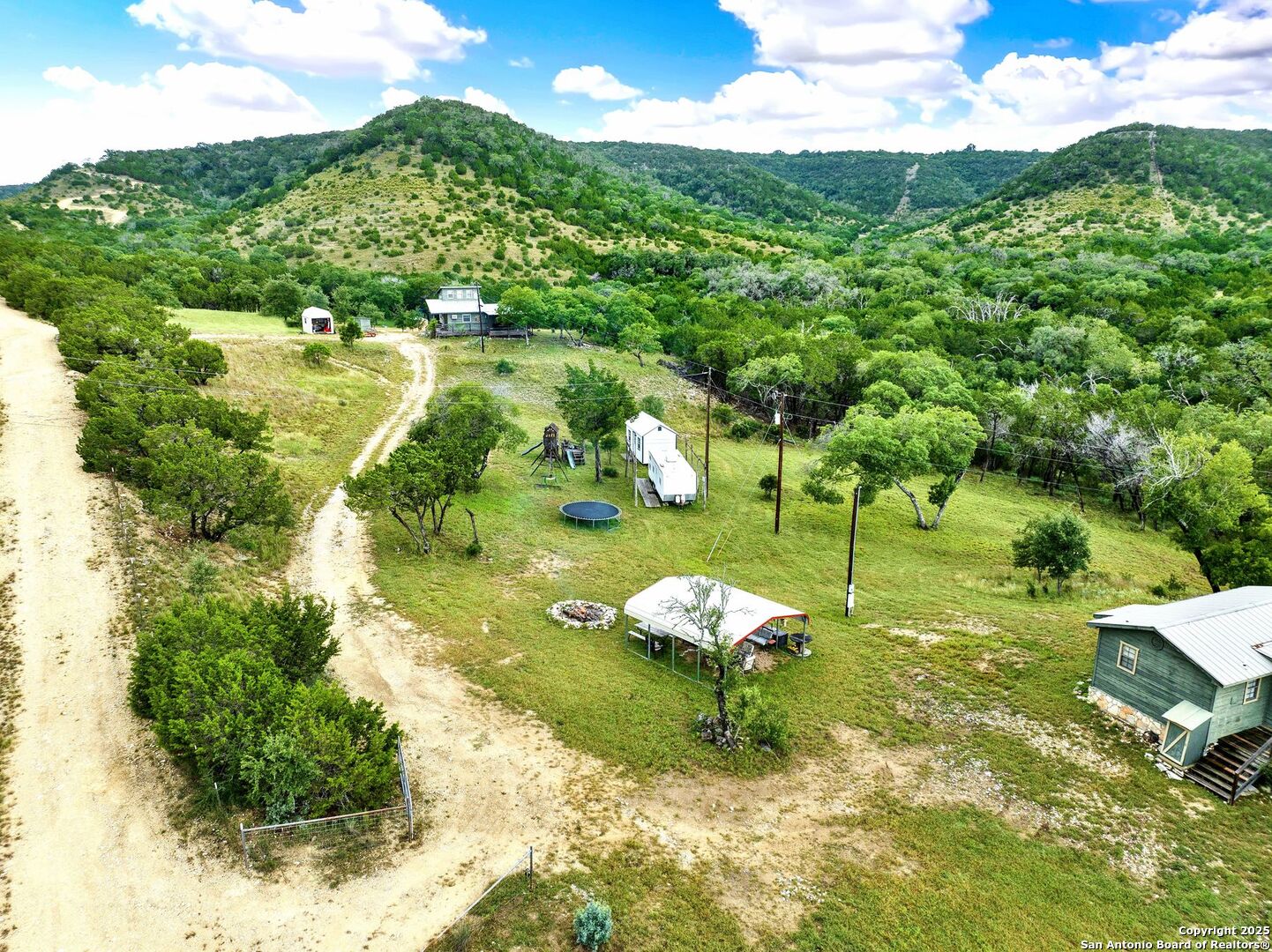 3695 Rio Hondo