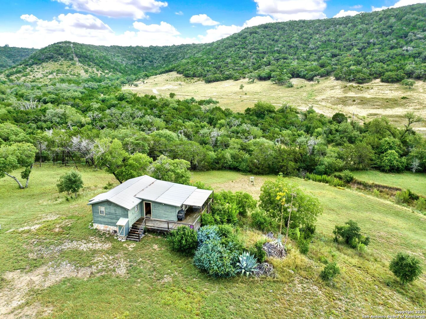 3695 Rio Hondo
