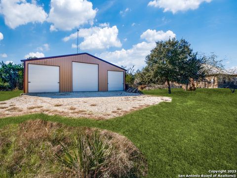 A home in Bandera