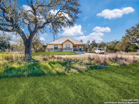 A home in Bandera