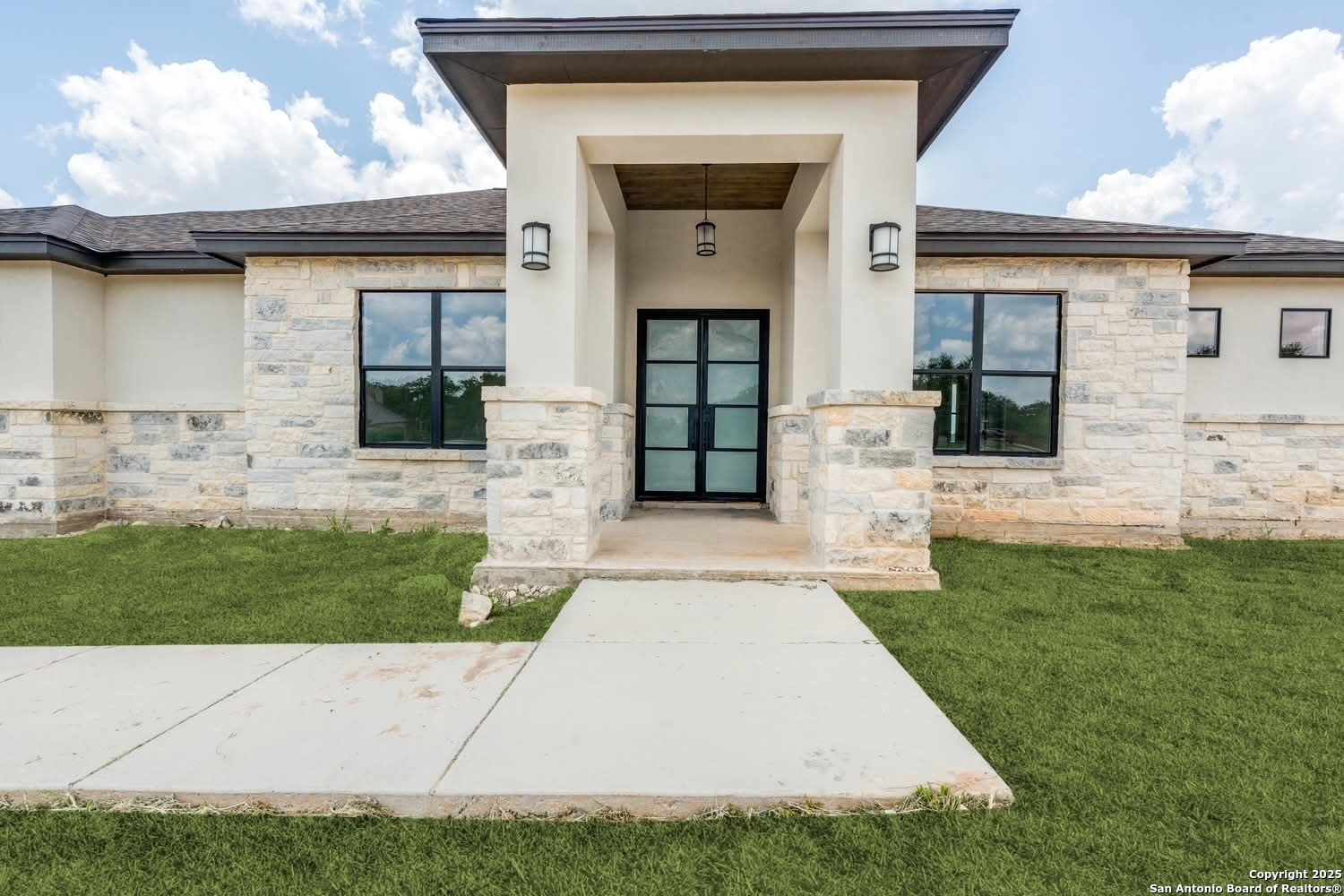 108 Abrego Trail