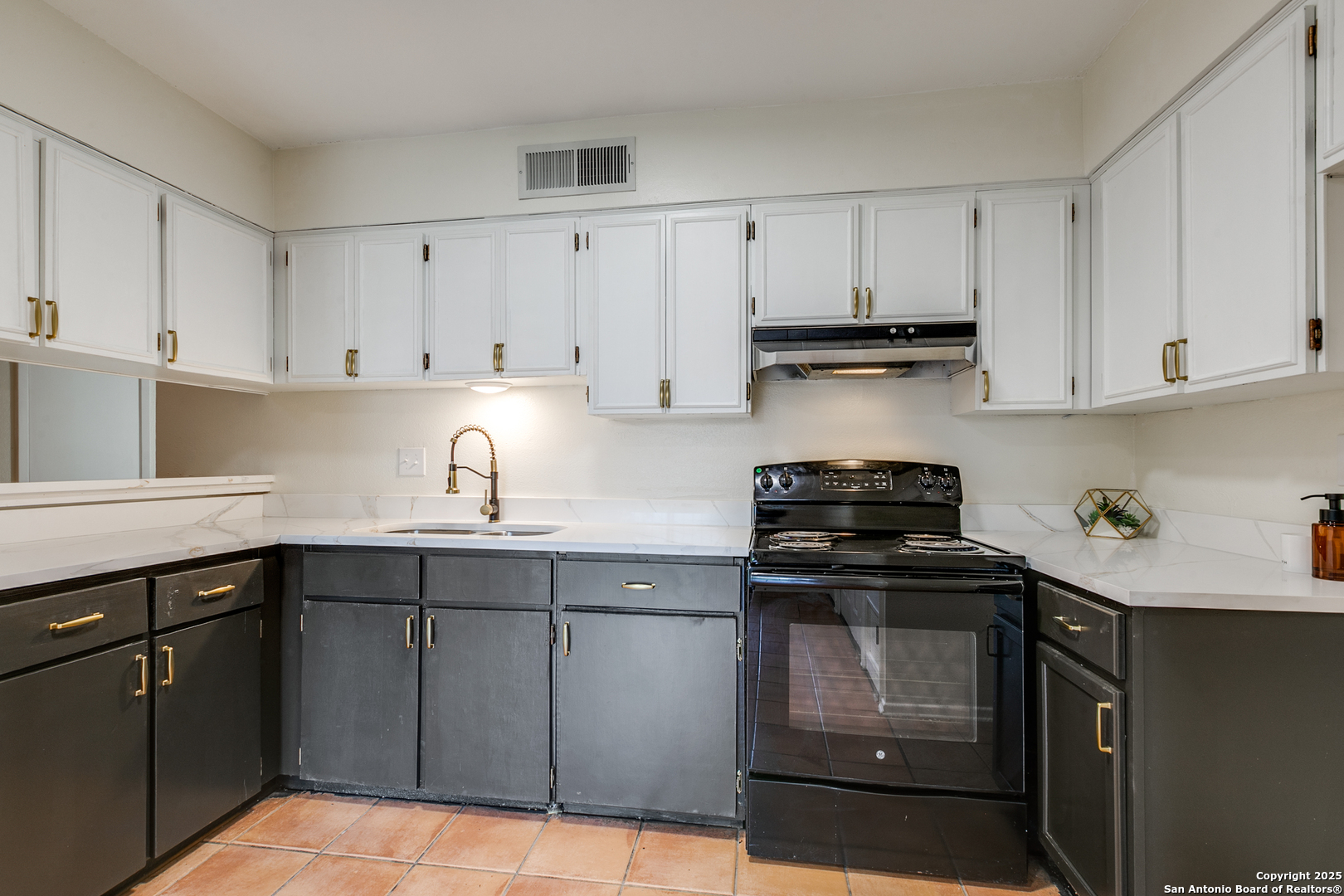 6123 Farragut Dr.