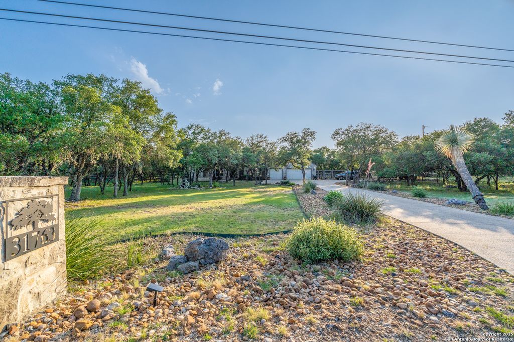 Photo of 31763 Scarteen, Boerne, TX 78015 (MLS # 1869441)
