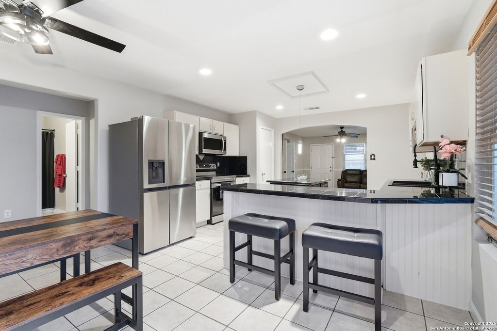 Photo of 814 Inks Farm, San Antonio, TX 78228 (MLS # 1933535)