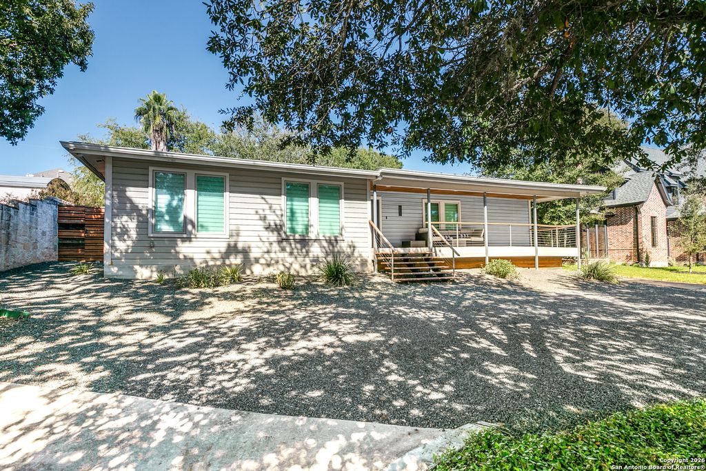 Photo of 825 Garraty, Terrell Hills, TX 78209 (MLS # 1935087)