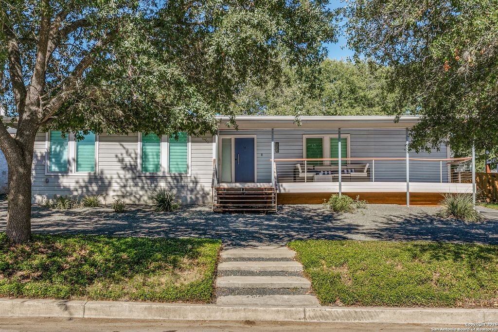 Photo of 825 Garraty, Terrell Hills, TX 78209 (MLS # 1935087)