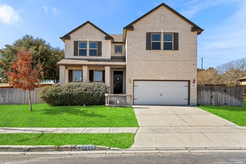 8558 CHEROKEE RDG Converse TX 78109